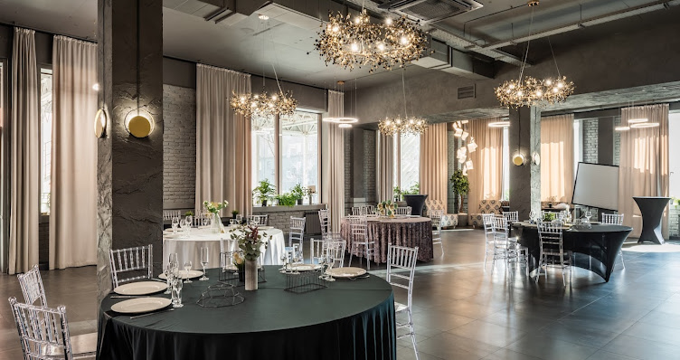 Фото №7 зала Food Factory  loft на Ядрицевской
