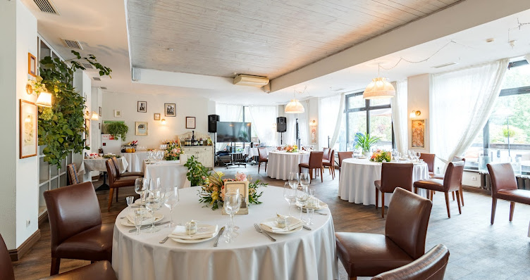 Фото №2 зала Stroganoff Bar&Grill