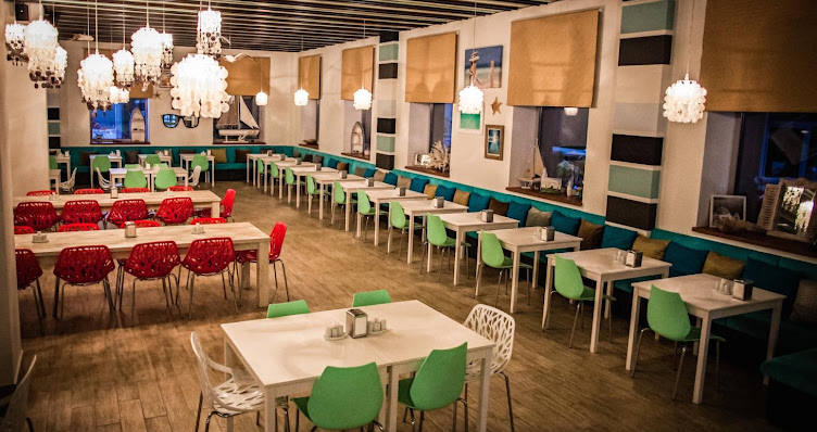 Фото №1 зала Mavi Cafe