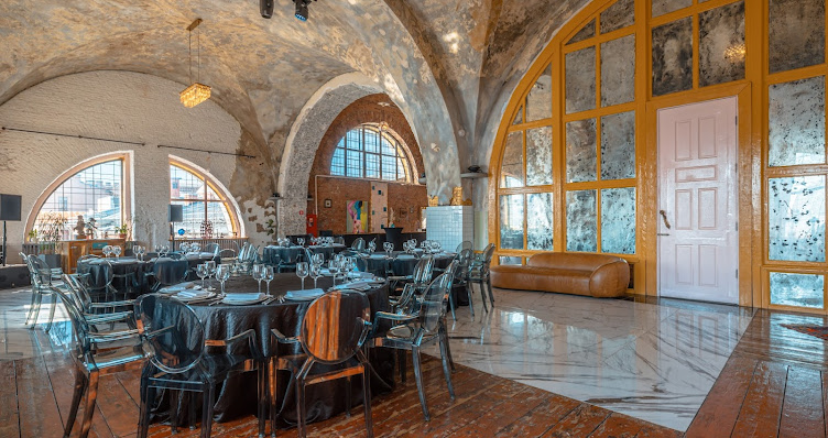Фото №1 зала LOFT HALL