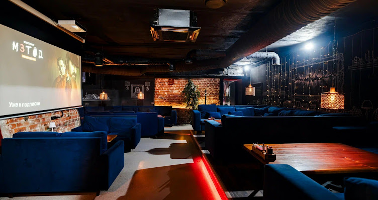 Фото №3 зала SMOKE INN на Рентгена