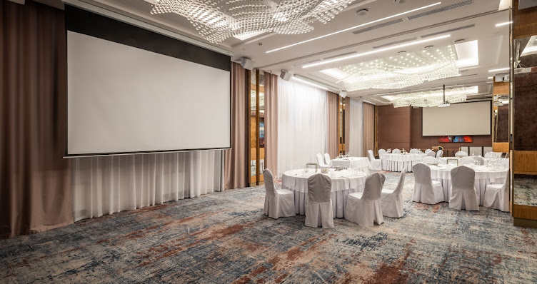 Фото №9 зала DoubleTree by Hilton Novosibirsk