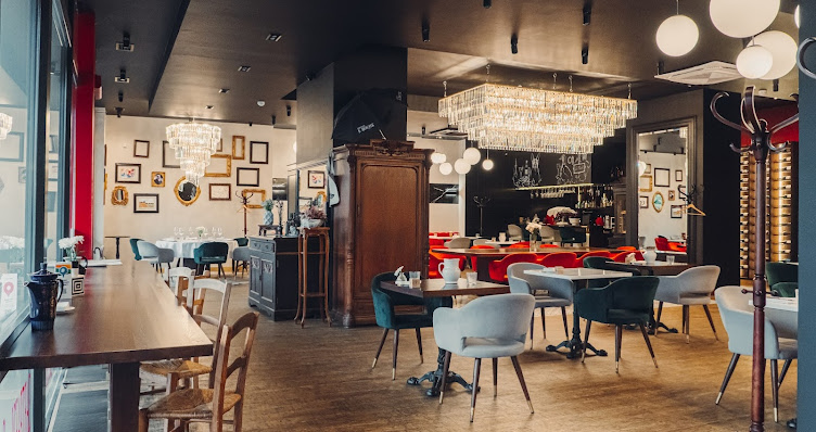 Фото №4 зала Bistrot LeMoujik на Морской