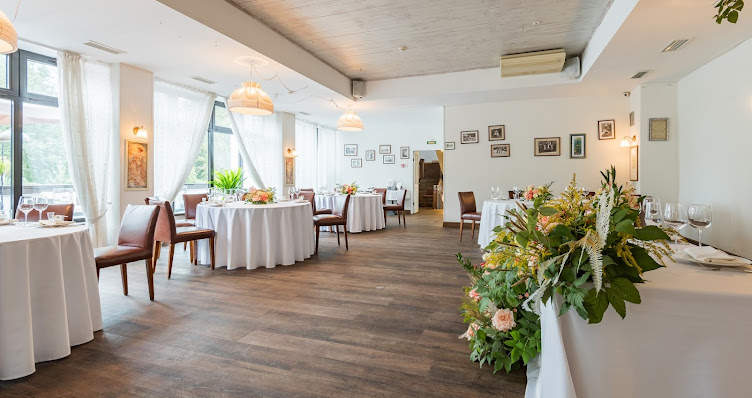 Фото №7 зала Stroganoff Bar&Grill