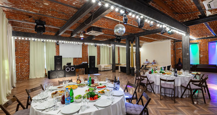 Фото №16 зала Loft  Фарфор