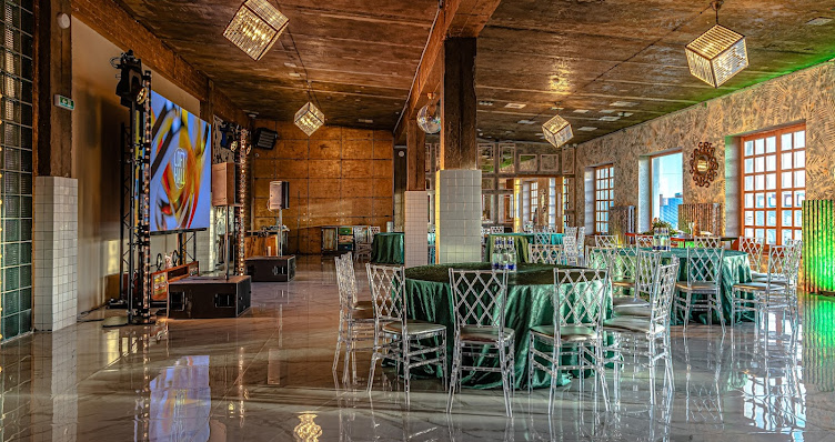 Фото №4 зала LOFT HALL