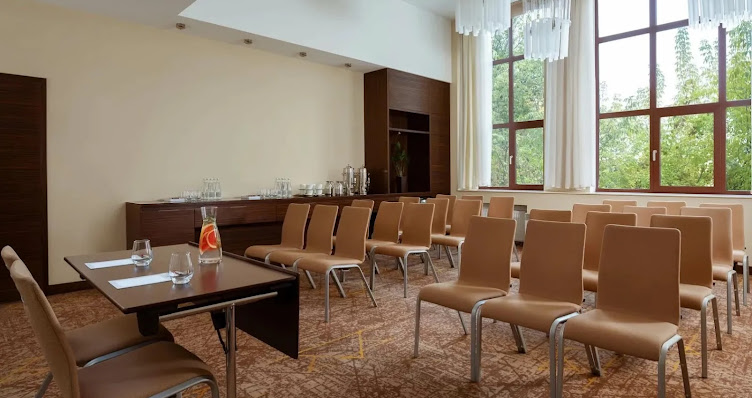 Фото №2 зала Grand Autograph Hotel Novosibirsk