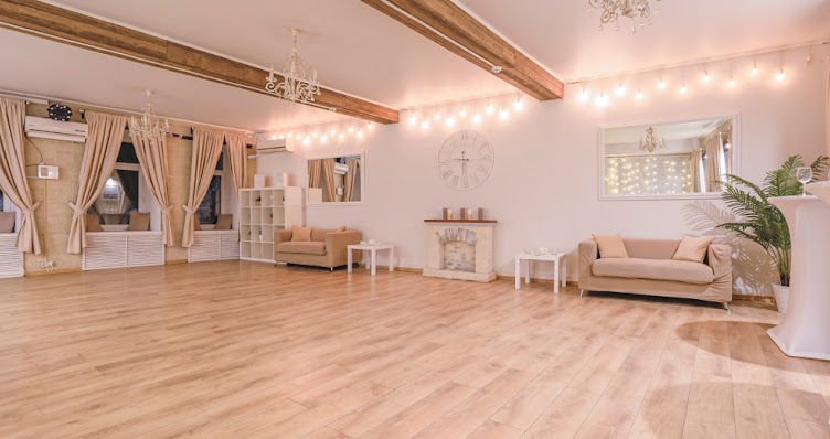 Фото №3 зала Loft Lodge «Светлый лофт»