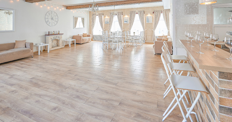 Фото №10 зала Loft Lodge «Светлый лофт»