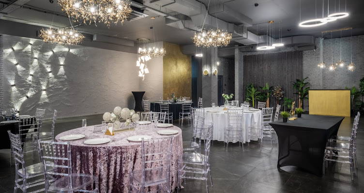 Фото №1 зала Food Factory  loft на Ядрицевской