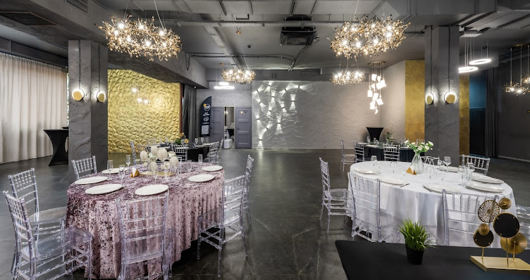 Фото №2 зала Food Factory  loft на Ядрицевской