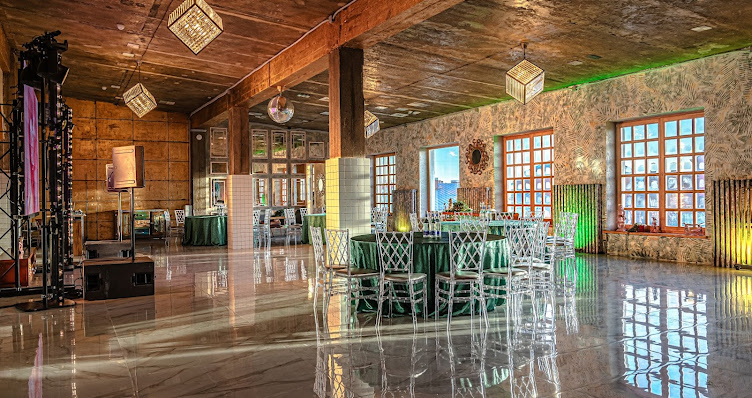 Фото №3 зала LOFT HALL
