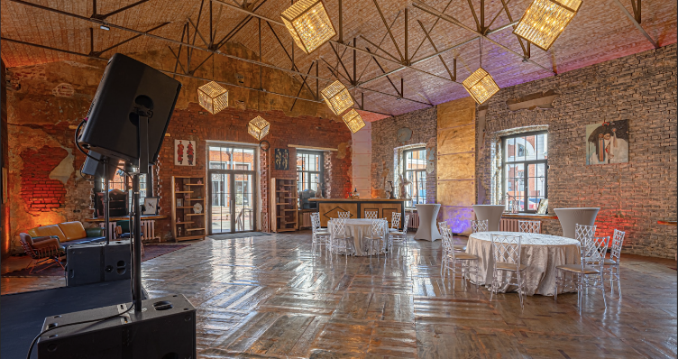 Фото №3 зала LOFT HALL