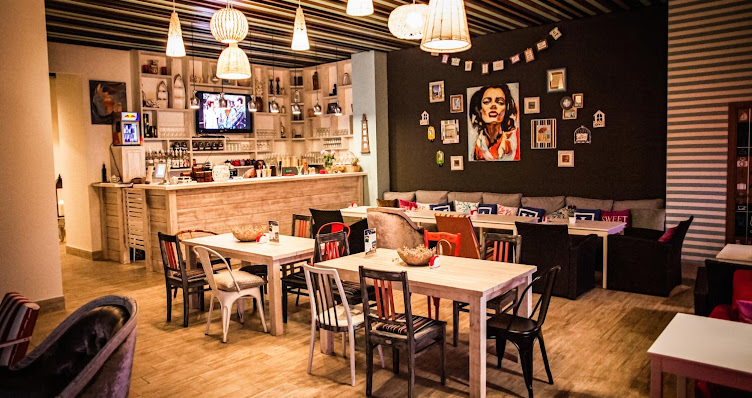Фото №1 зала Mavi Cafe