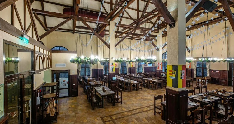 Фото №4 зала Biergarten на Елены Стасовой