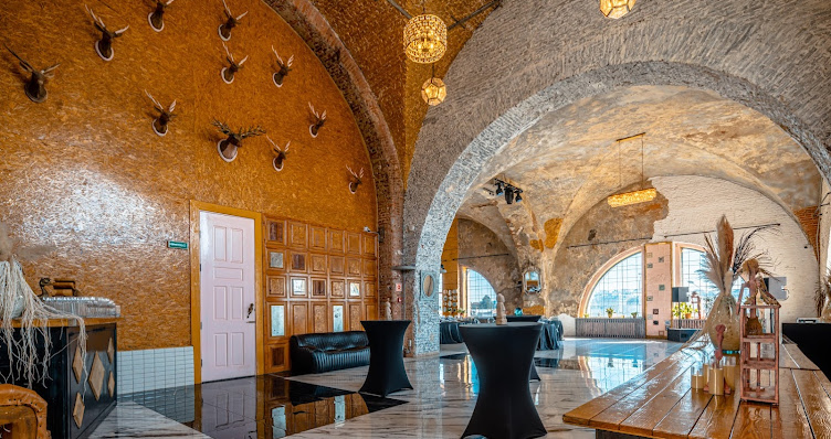 Фото №8 зала LOFT HALL