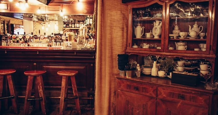 Фото №6 зала HUSKY BAR